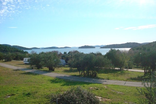 TOP OFFER / on a plot of approx. 50000 m2 FIRST ROW TO THE SEA in BEAUTIFUL BAY